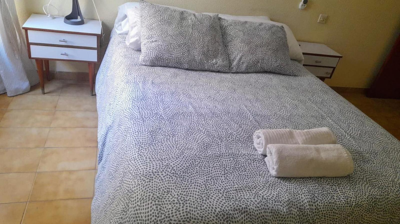 Apartamento Montserrat Almería Exterior foto